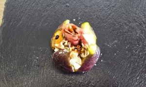 noci e aceto balsamico