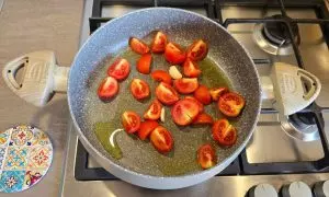 pomodorini in padella